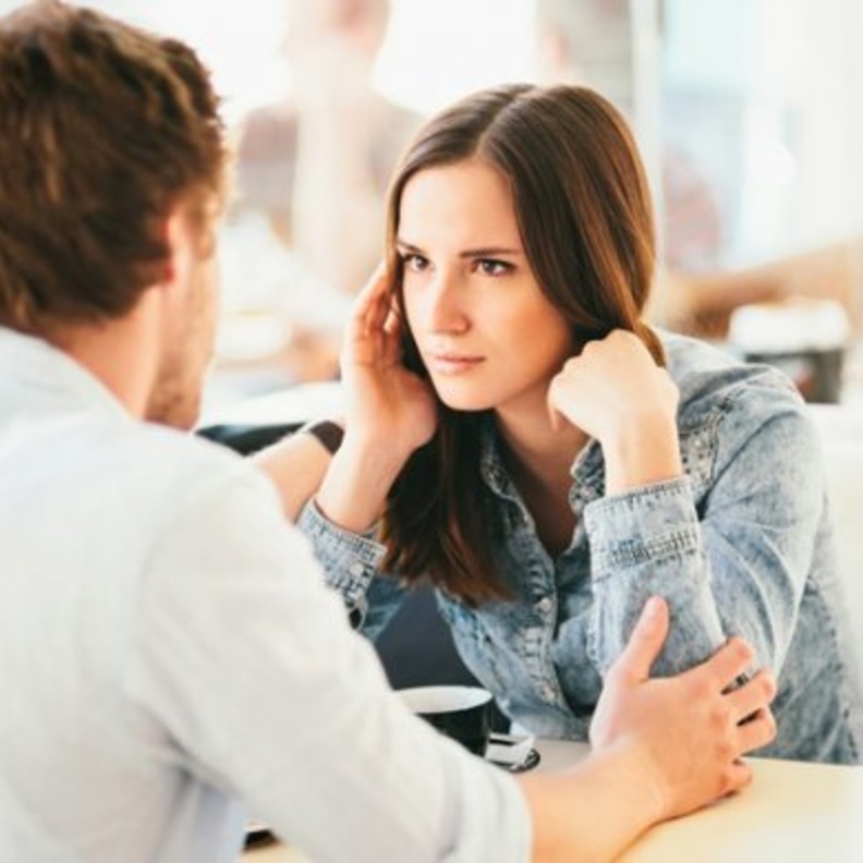 طرق حل المشاكل بين المخطوبين 