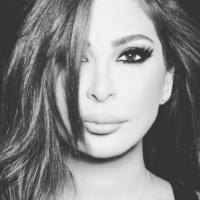 أليسا جميلة بعيدة عن الاعيب الظل
