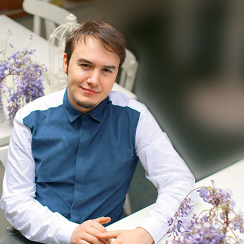 مصطفي جيجلي