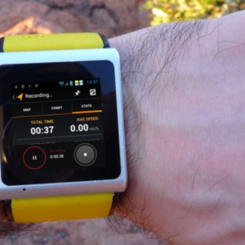 الساعة الذكية