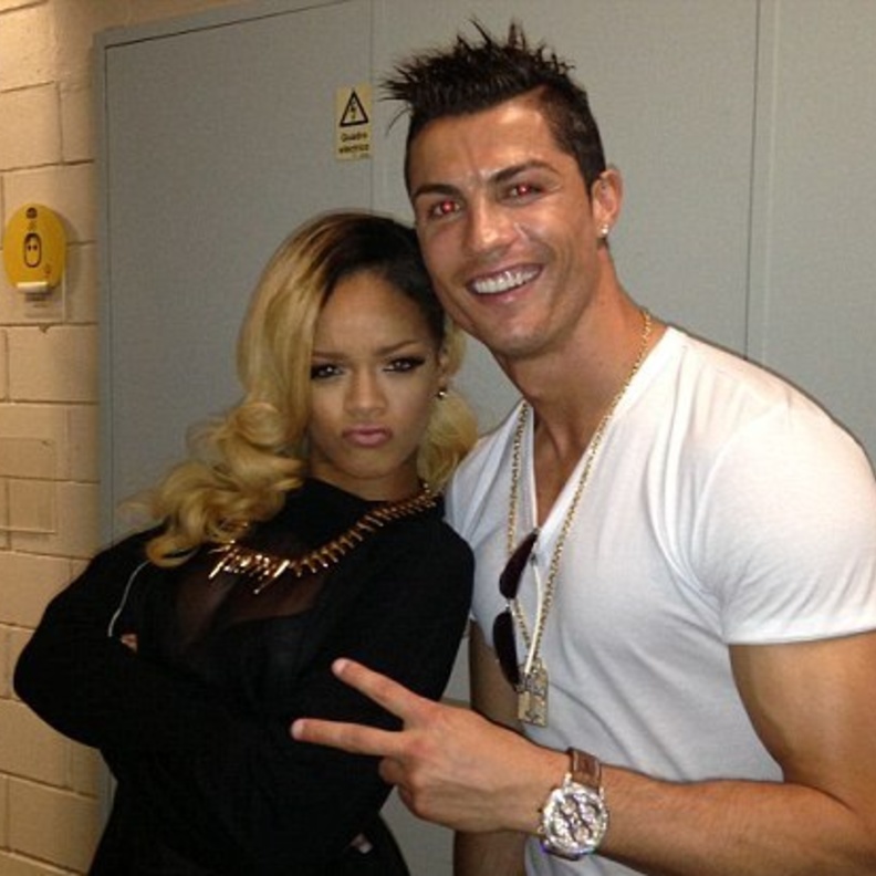 رونالدو وريهانا