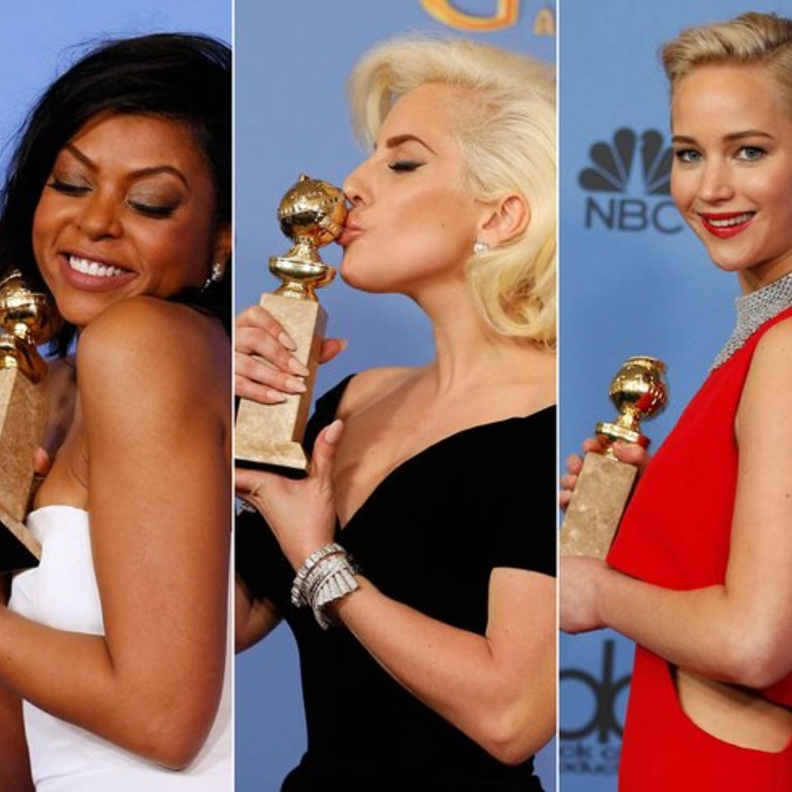 لورانس وغاغا وهنسون مع جوائزهن