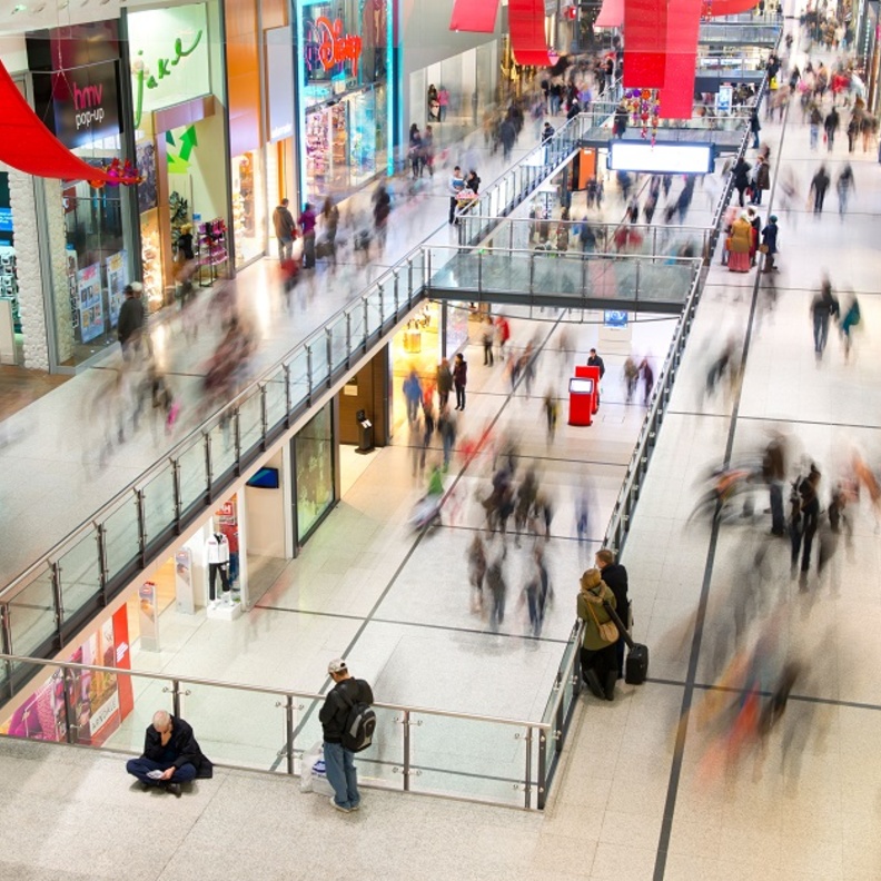 الصيف .. الموسم المتميز للتسوّق في دبي