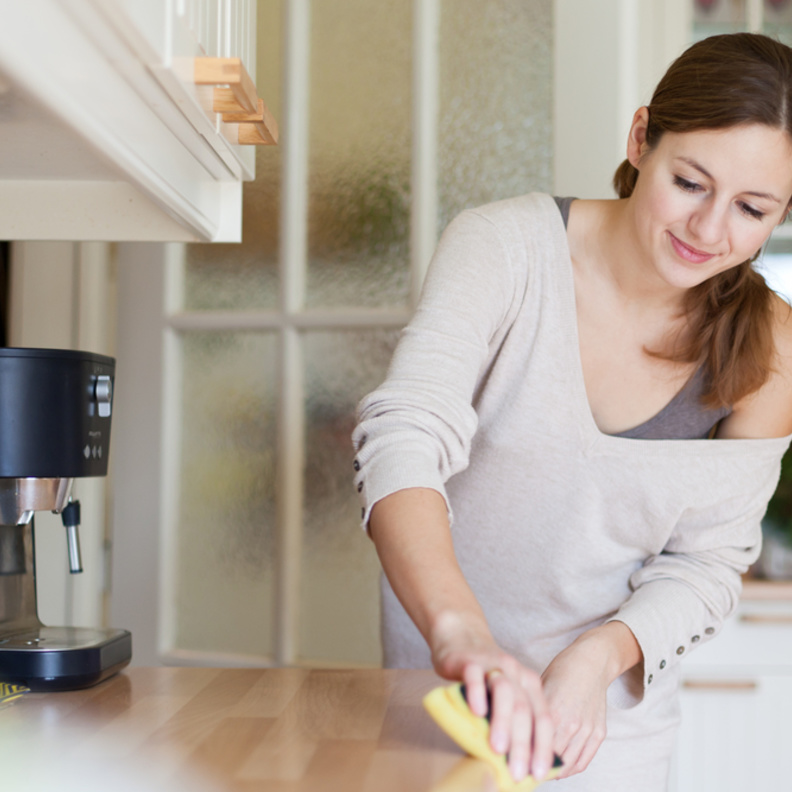 المبالغة في النظافة تصيب الطفل بالأمراض 