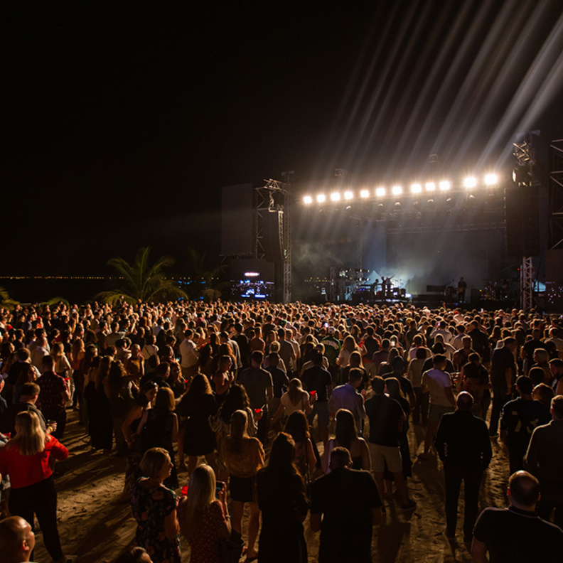 مهرجان كلوب سوشيال يعود بنسخة جديدة في جزيرة ياس بأبوظبي