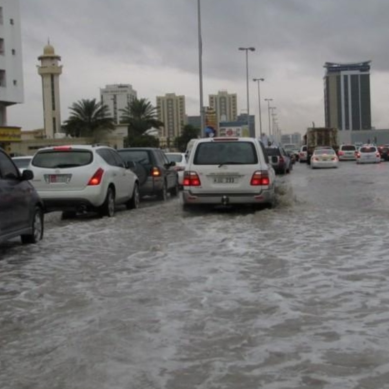 عاصفة الامارات