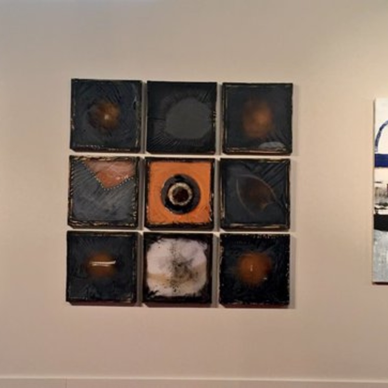 من لوحات المعرض السعودي المعاصر