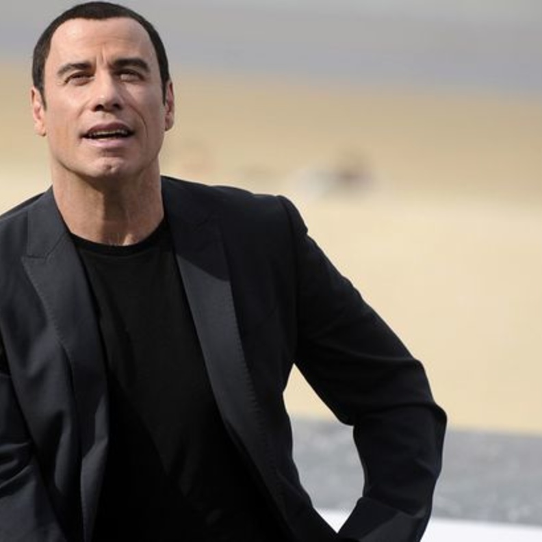 جون ترافولتا ينشر رسالة مؤثرة يتحدث فيها عن إبنه الراحل