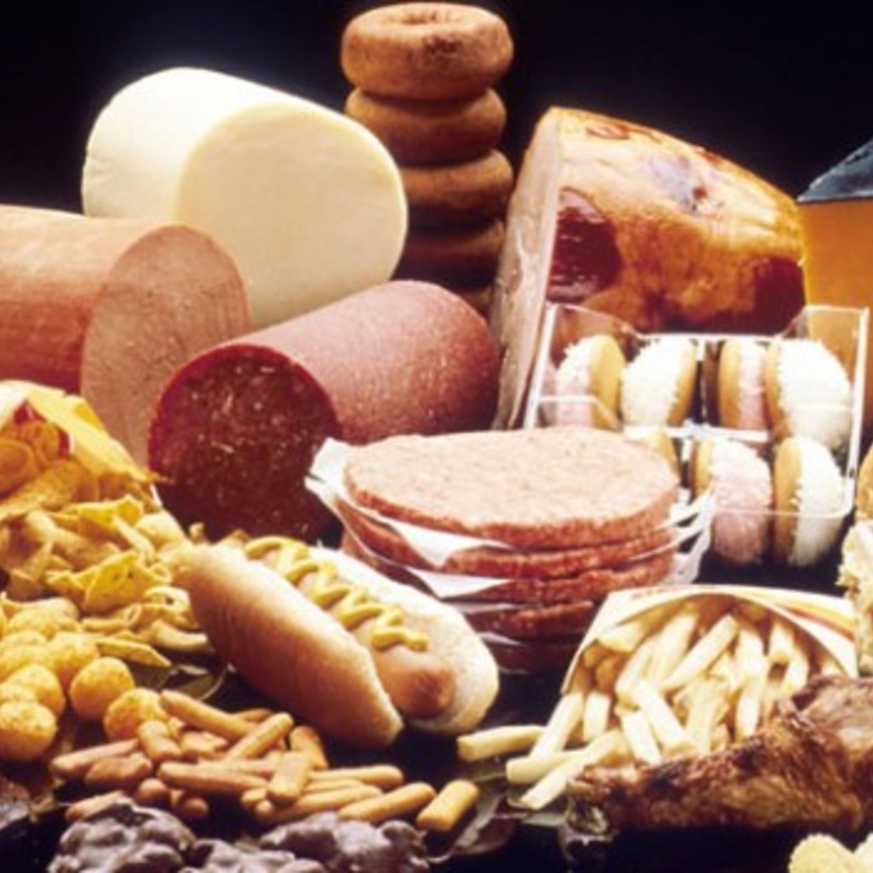 اغذية تتضمن دهون متحولة