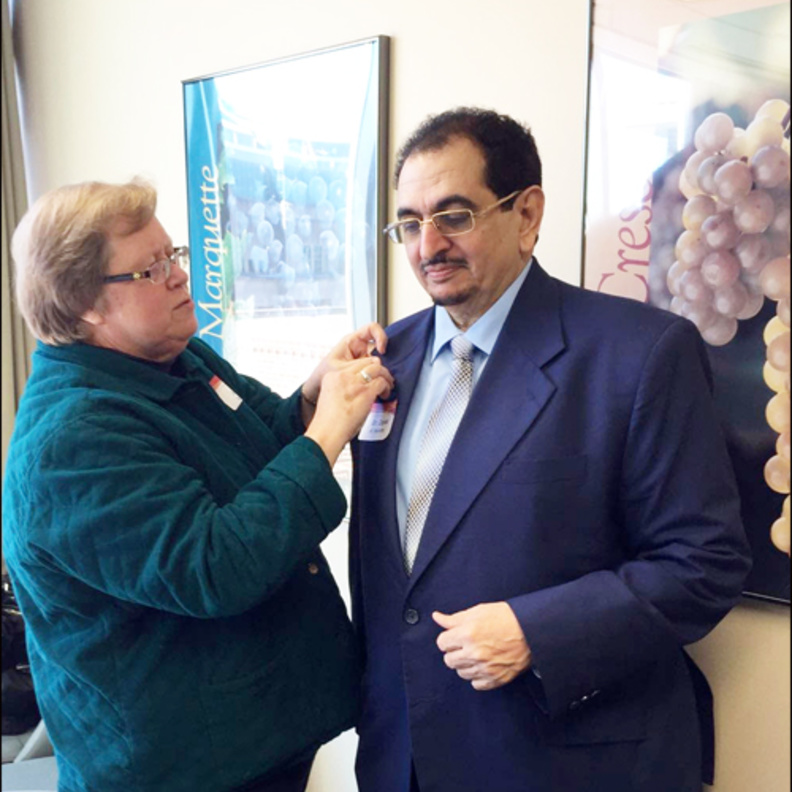 أثناء تكريم الحارثي