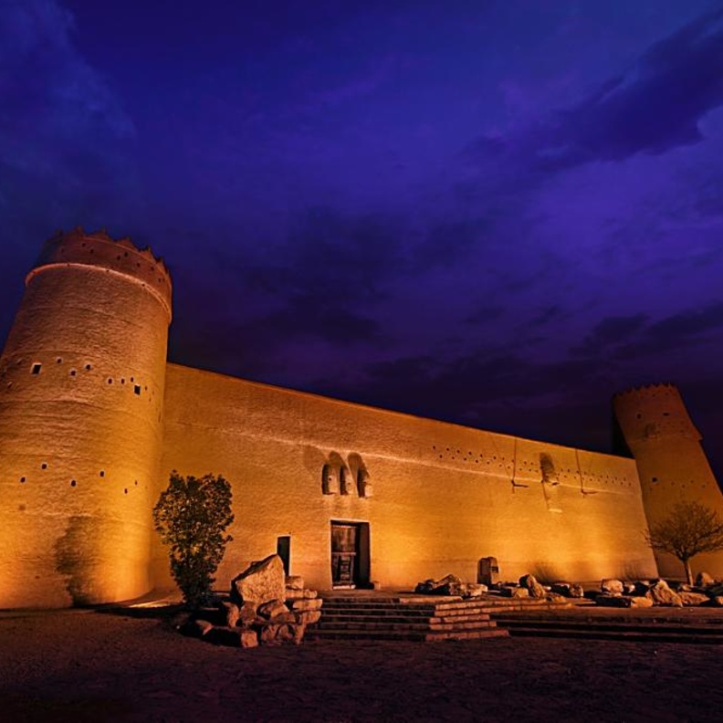 شاهدوا قصر المصمك في الرياض خلال الجولة الافتراضية