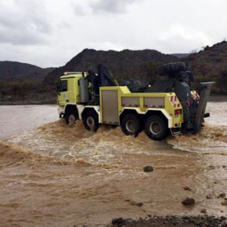 الدفاع المدني في العاصمة الرياض يباشر حوادث الامطار