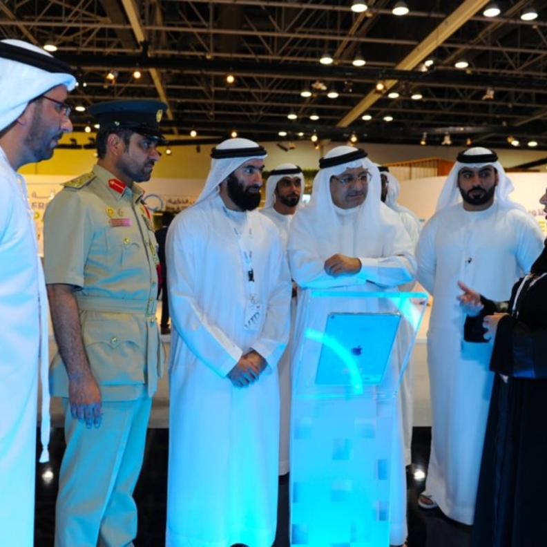 روبوتيك .. أول موظف موارد بشرية ذكي هيئة الصحة بدبي