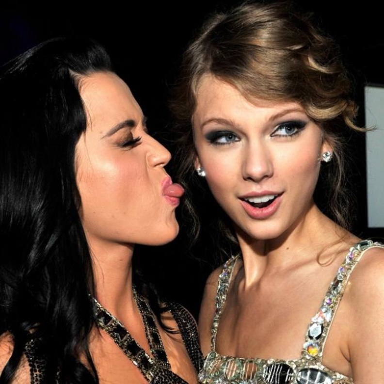 كايتي بيري  و تايلور سويفت