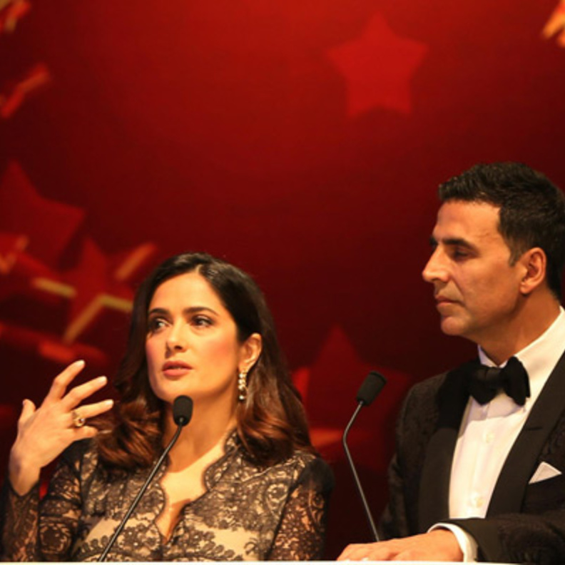 سلمى واكشاي يلقون كلمته بالحفل