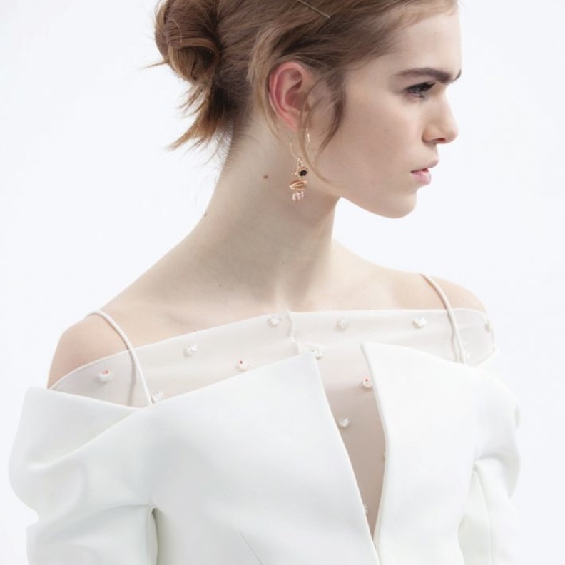 كواليس تصوير الإطلالة 11 من مجموعة Dior للأزياء الفاخرة لربيع وصيف 2016