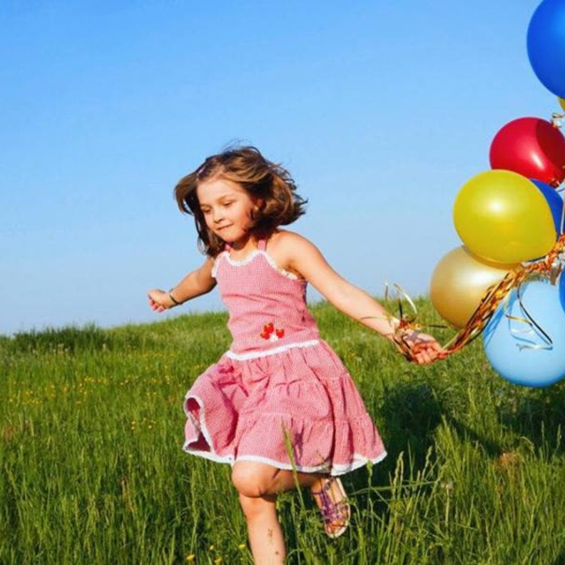 أمور اخرى بجانب اللعب والتسلية تحقق سعادة الاطفال في العيد