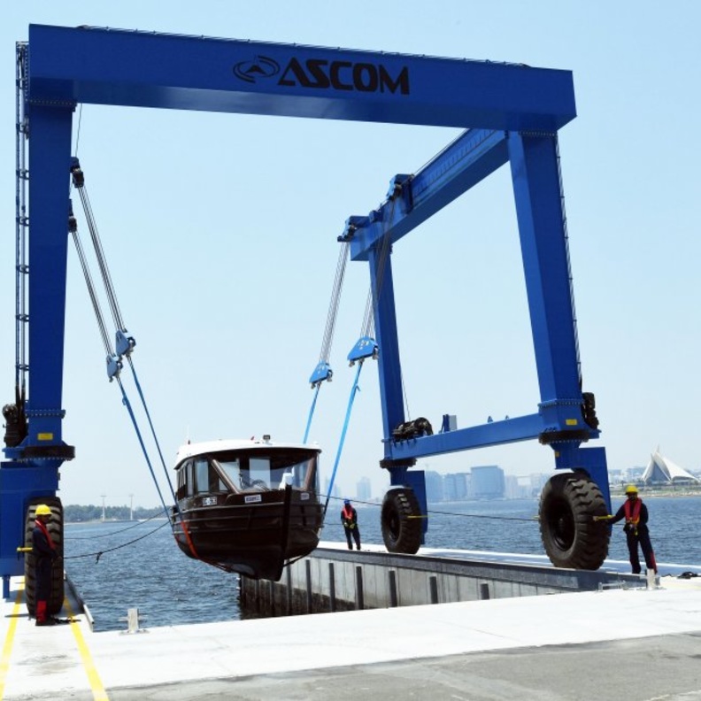 رفع القوارب واليخوت خدمة جديدة من طرق دبي