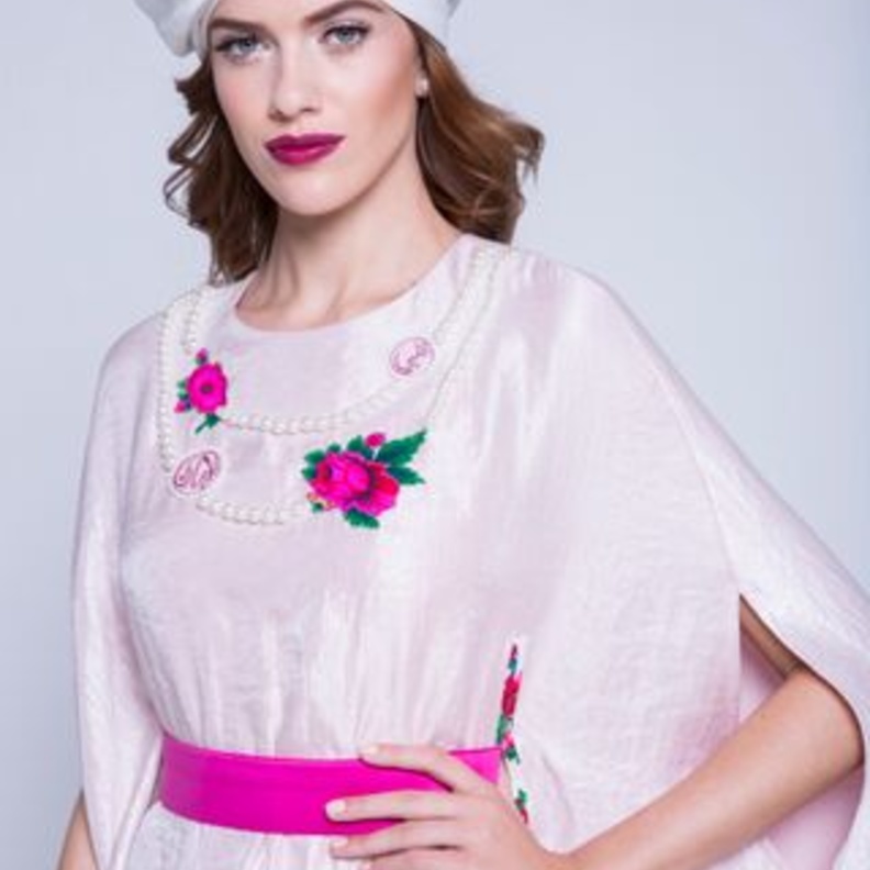 ثوب بمناسبة اليوم الوطني للامارات