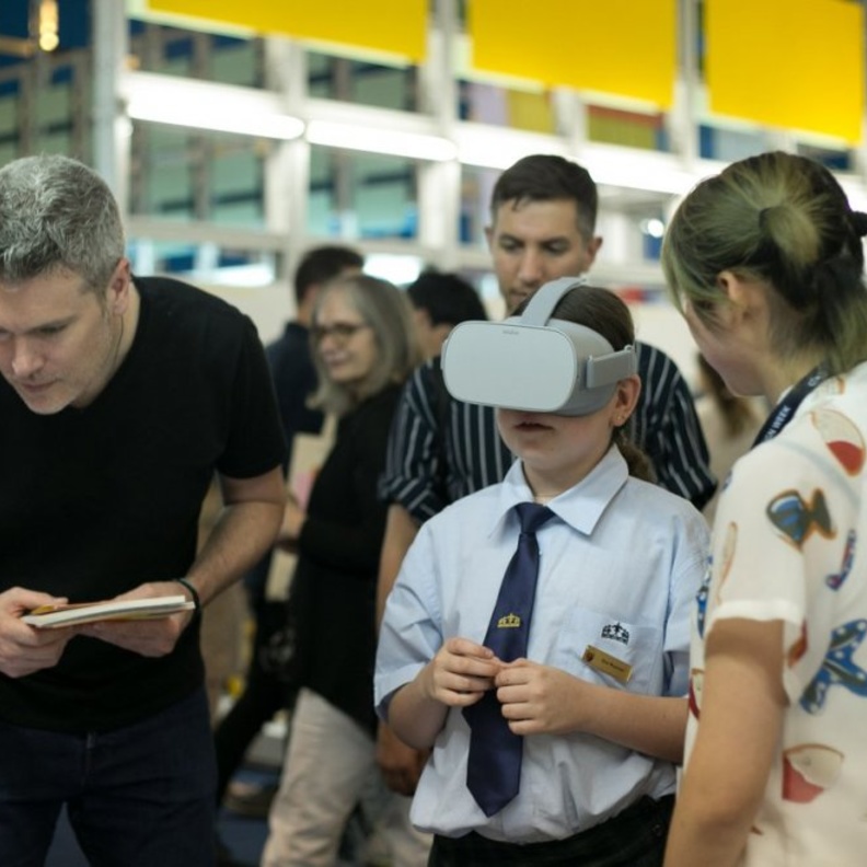 معرض الخريجين العالمي في دبي .. الملتقى الأكبر من نوعه لخريجي الجامعات