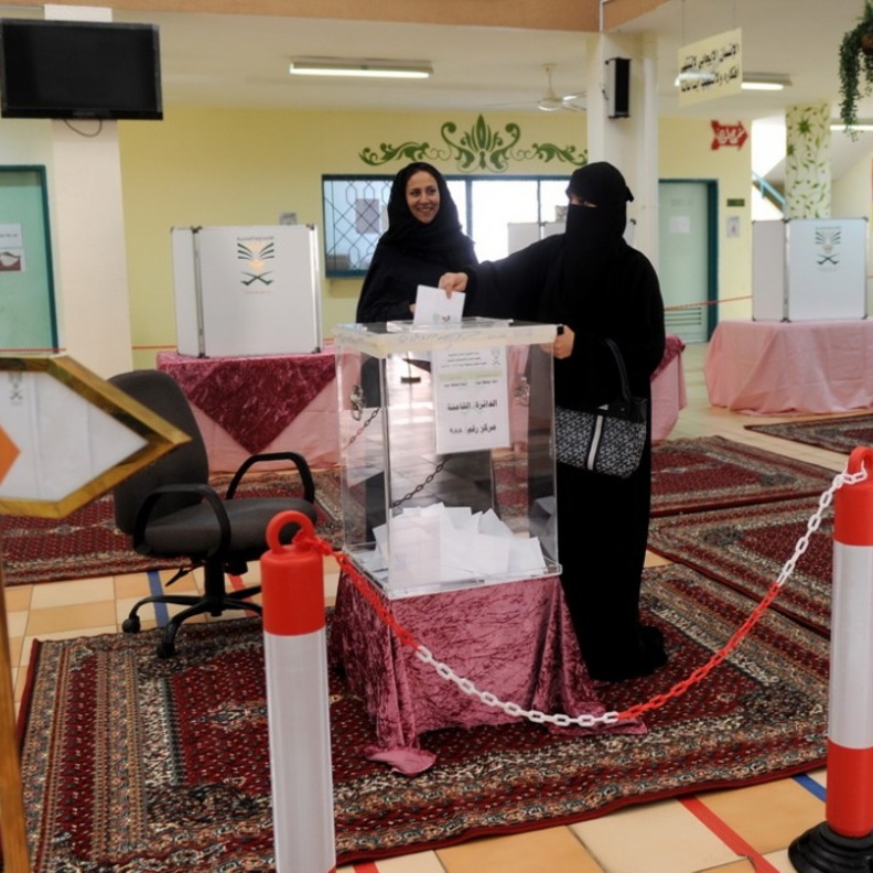 فوز ١٧ مرشحة في الانتخابات البلدية