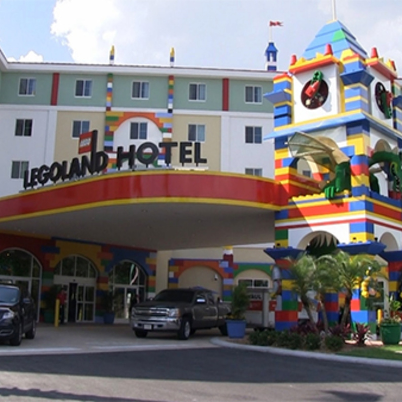 قريباً : افتتاح فندق ليجولاند في دبي !