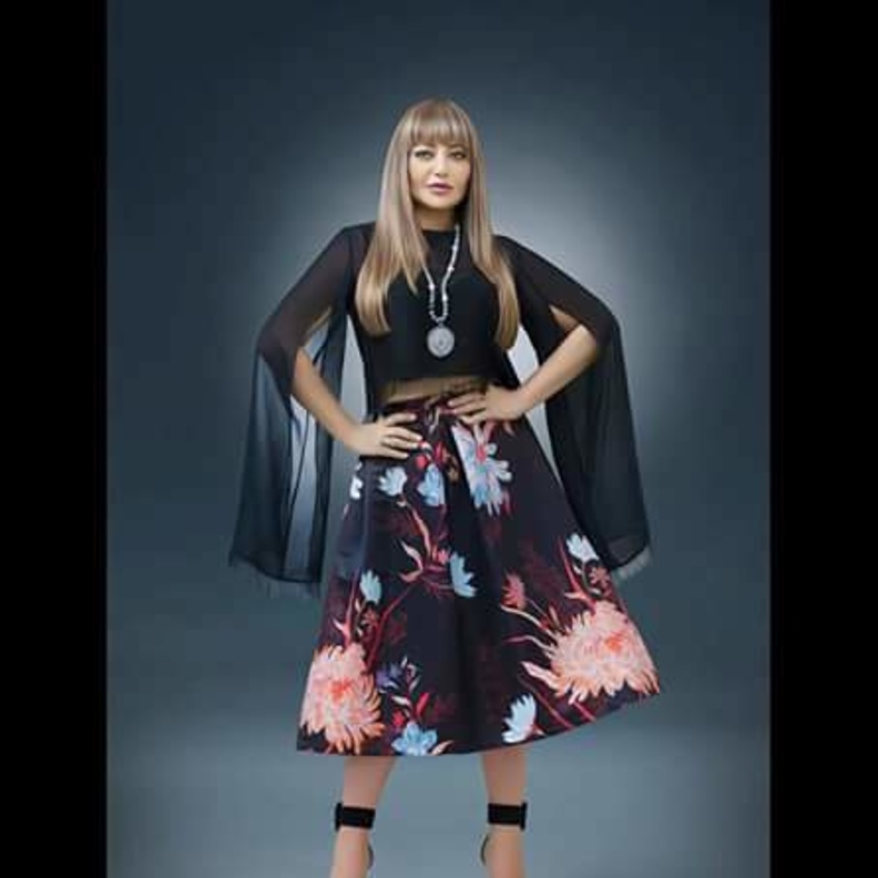 ليلى علوي تفاجئ جمهورها باعلان هي ودافنشي