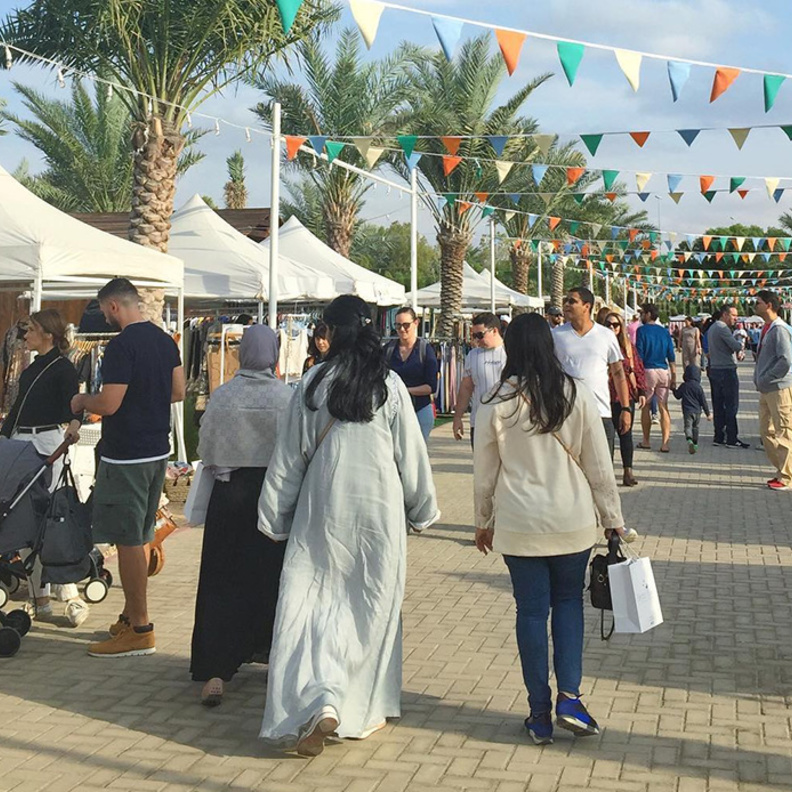 انطلاق سوق "رايب ماركت" في أكاديمية بارك دبي " صورة من الموسم الماضي"