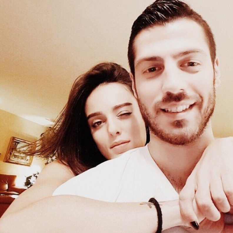  بيستمسو وحبيبها الممثل التركي يغيت