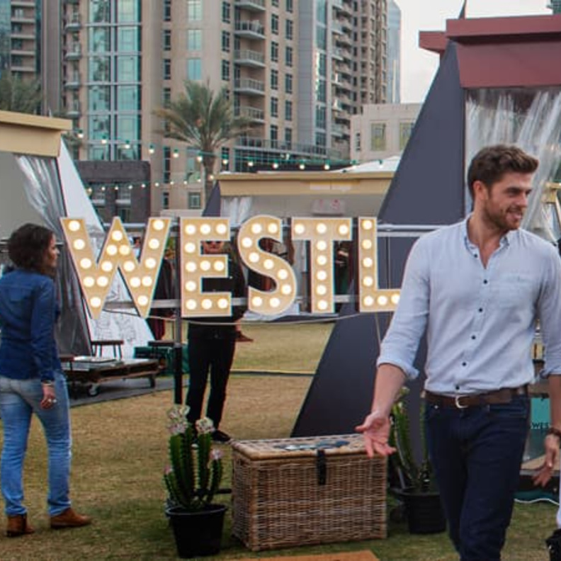 السوق الموسمي الخاص بمهرجان دبي للتسوق يعود من جديد