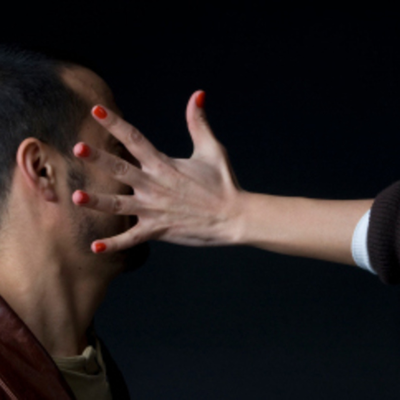 صفع زوجة لزوجها