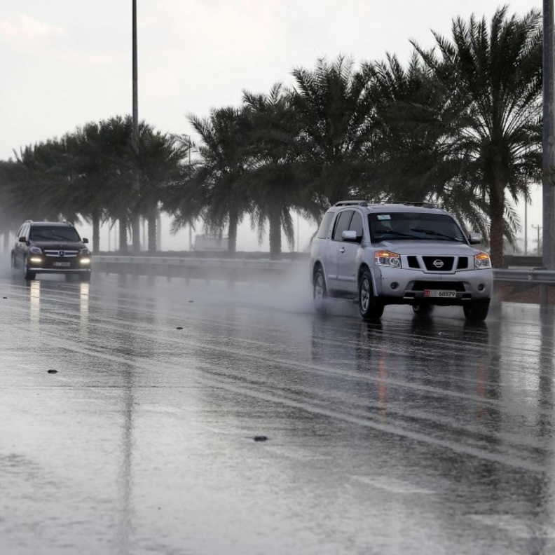 فرصة سقوط أمطار من السبت وحتى الأربعاء في الإمارات