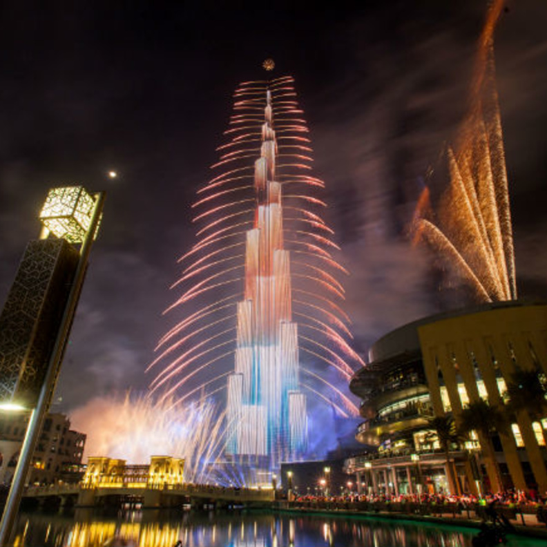 دبي : الوجهة الأولى للاحتفال بالسنة الجديدة