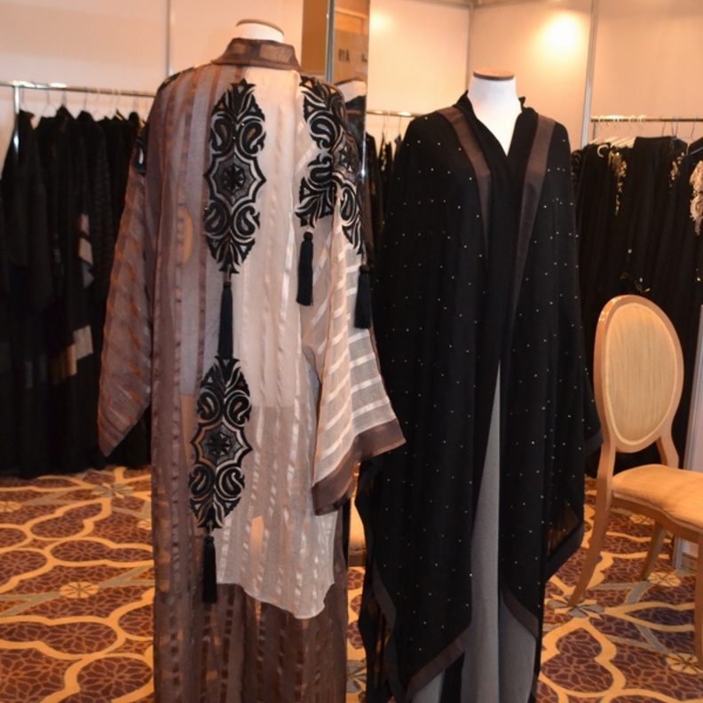 جناح المصممه البحرينيه ولاء