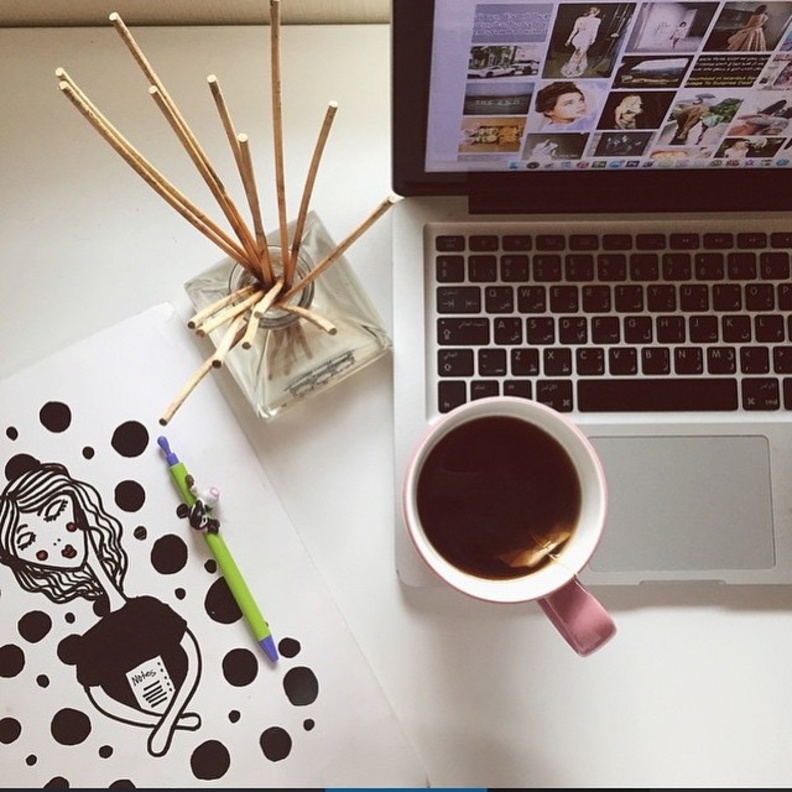 من أعمال الرسامة السعودية ميسون التميمي 