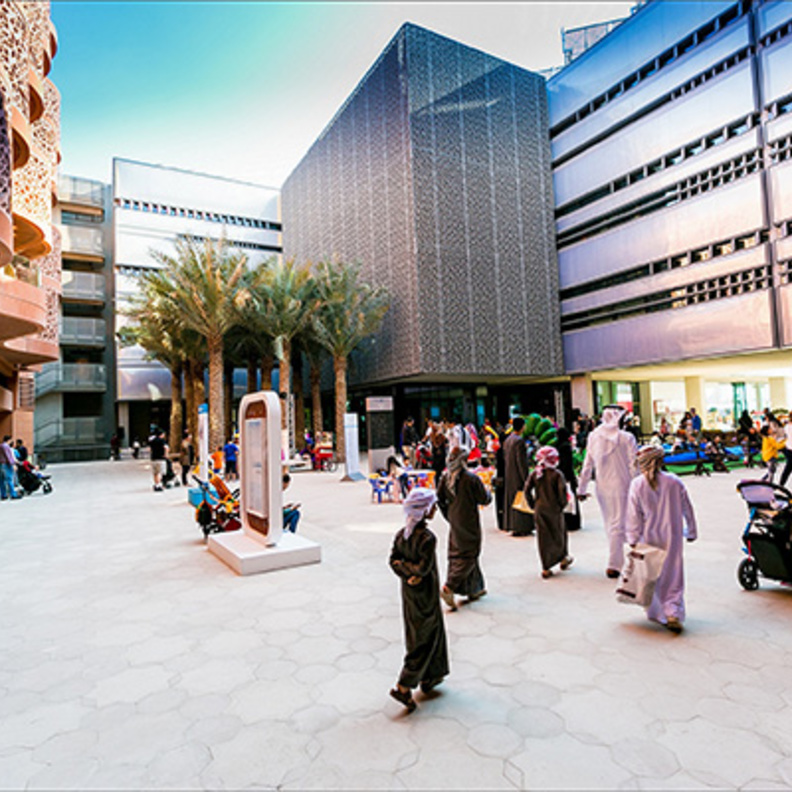 سلسلة من الأنشطة المفيدة والمسليّة في "المهرجان في مدينة مصدر"