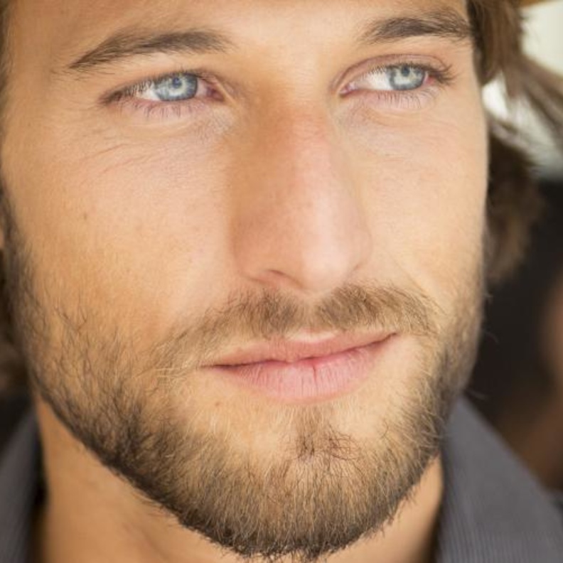 ما هي أفضل الطرق لتكثيف شعر اللحية؟