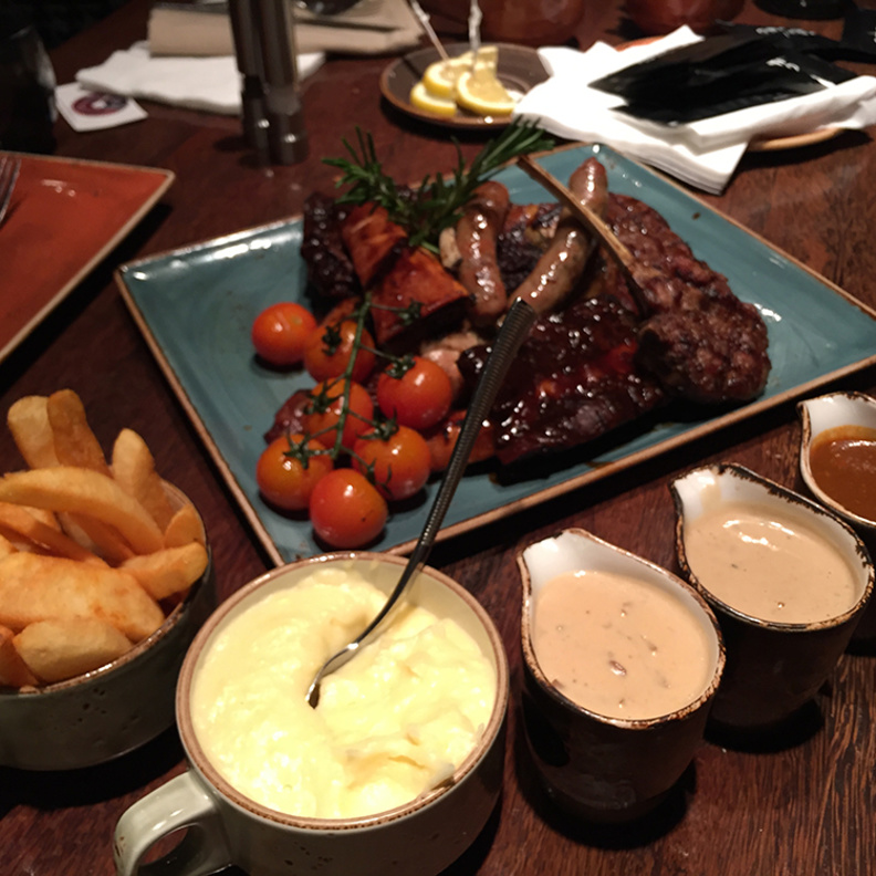 ترايبز .. اطباق الستيك على ايقاع الطبول الافريقية