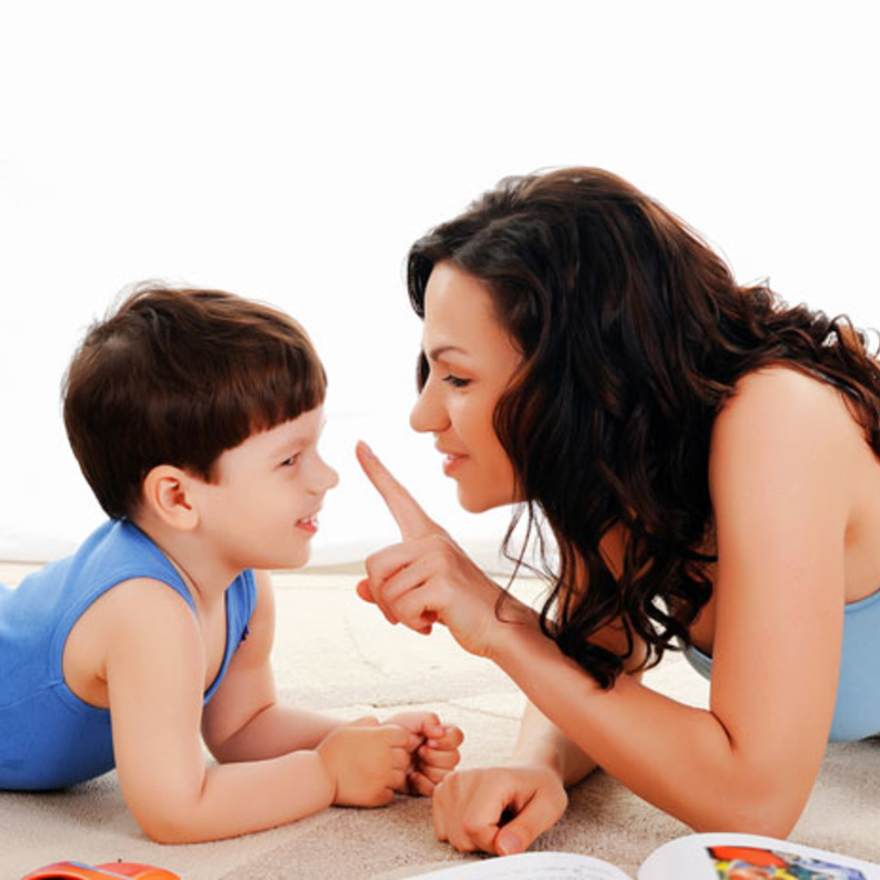 دعم الام الطفل