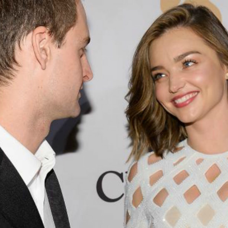 عارضة الازياء الفاتنة وخطيبها الشاب