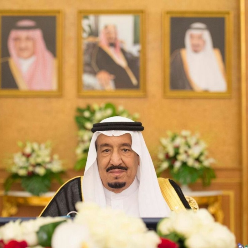 خادم الحرمين الشريفين يرأس جلسة مجلس الوزراء