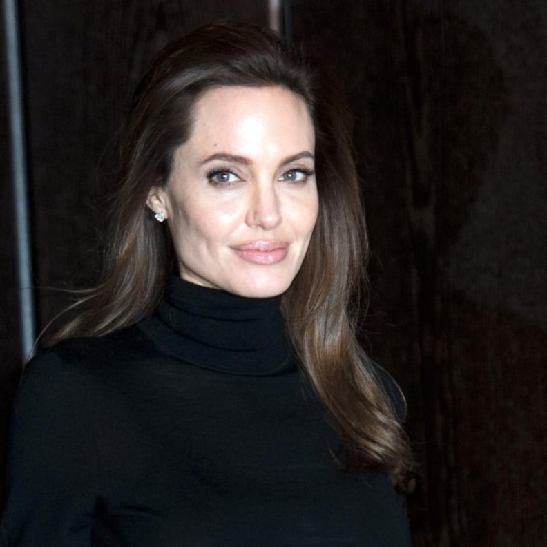 انجلينا جولي