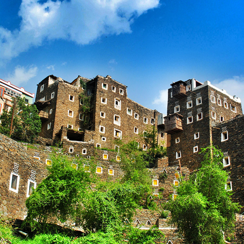 محافظة "رجال ألمع" في السعودية مؤهلة للإنضمام لقائمة اليونسكو للتراث العالمي   