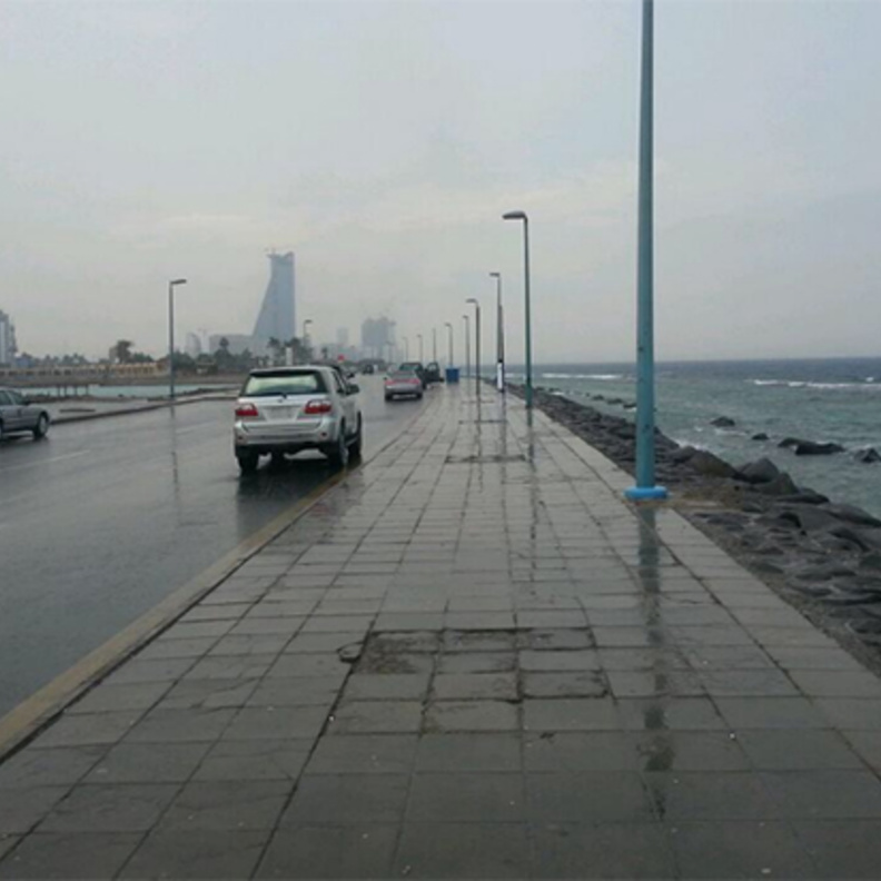 أهل جدة و الأمطار... ترابط  وتلاحم وفزعات شباب