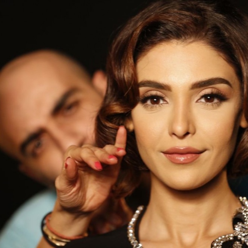 يالدا غولشريفي