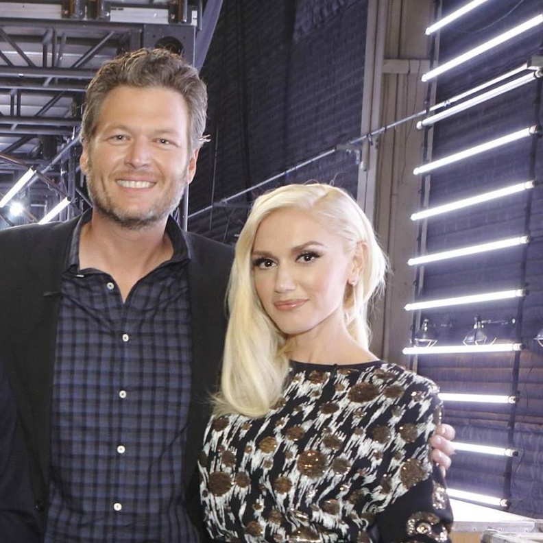 جوين ستيفاني حامل من بليك شيلتون