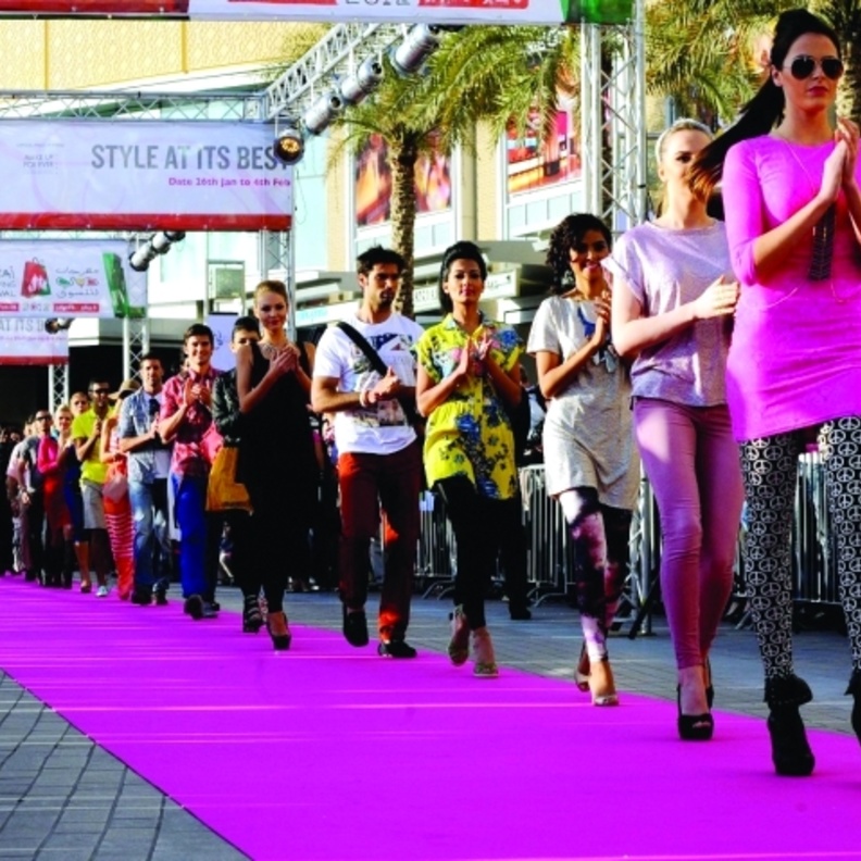 عرض الأزياء المتجول