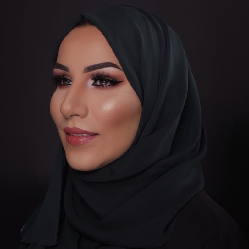 نداء شرارة تفجع بوفاة شقيقها