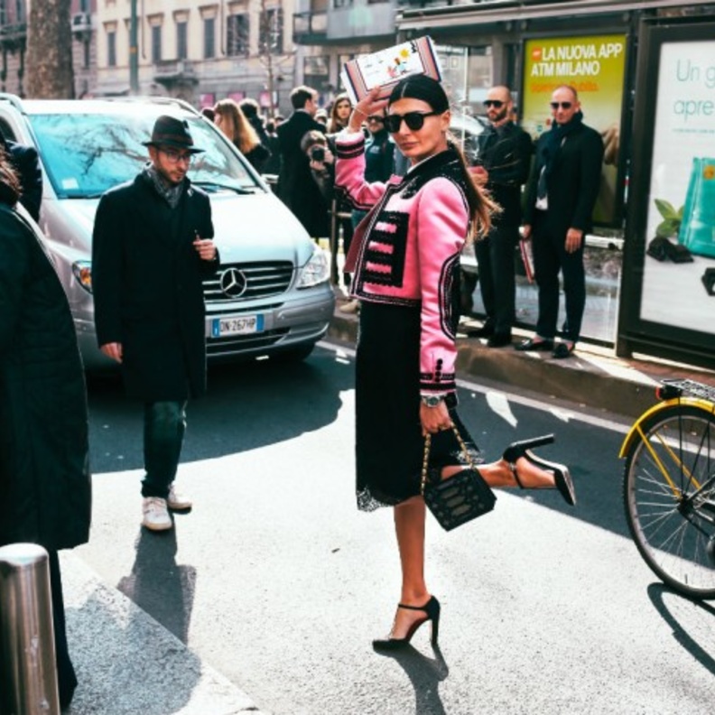 التنورة على شكل قلم