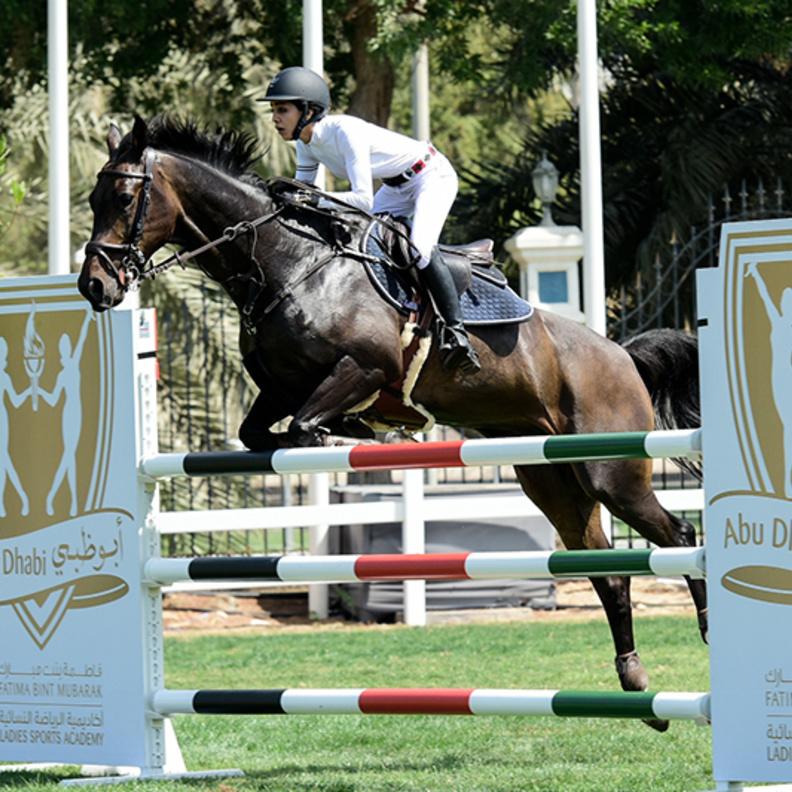 أجواء ترفيهية مميزة في كأس أكاديمية فاطمة بنت مبارك الدولي لقفز الحواجز 2017